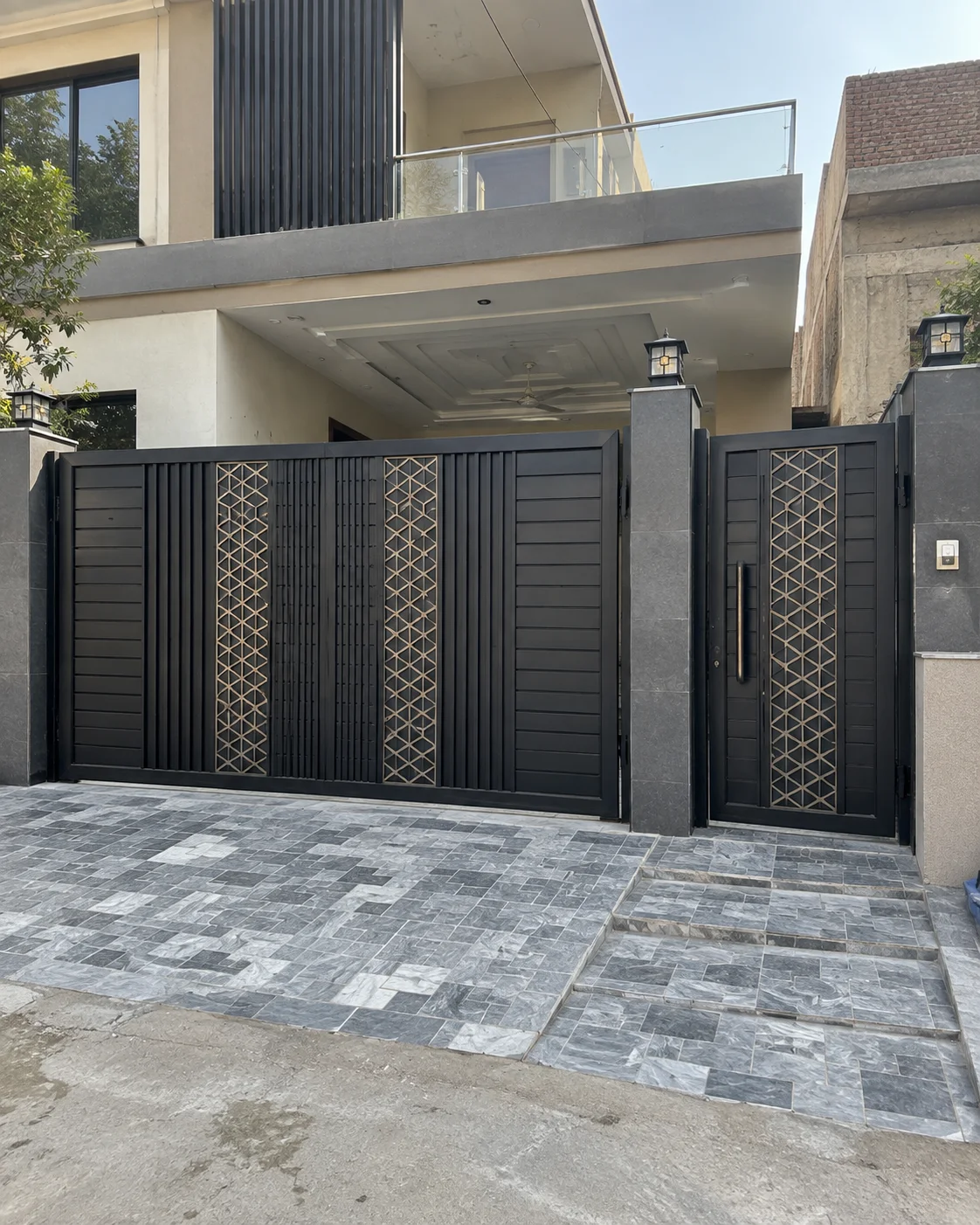 gate customer